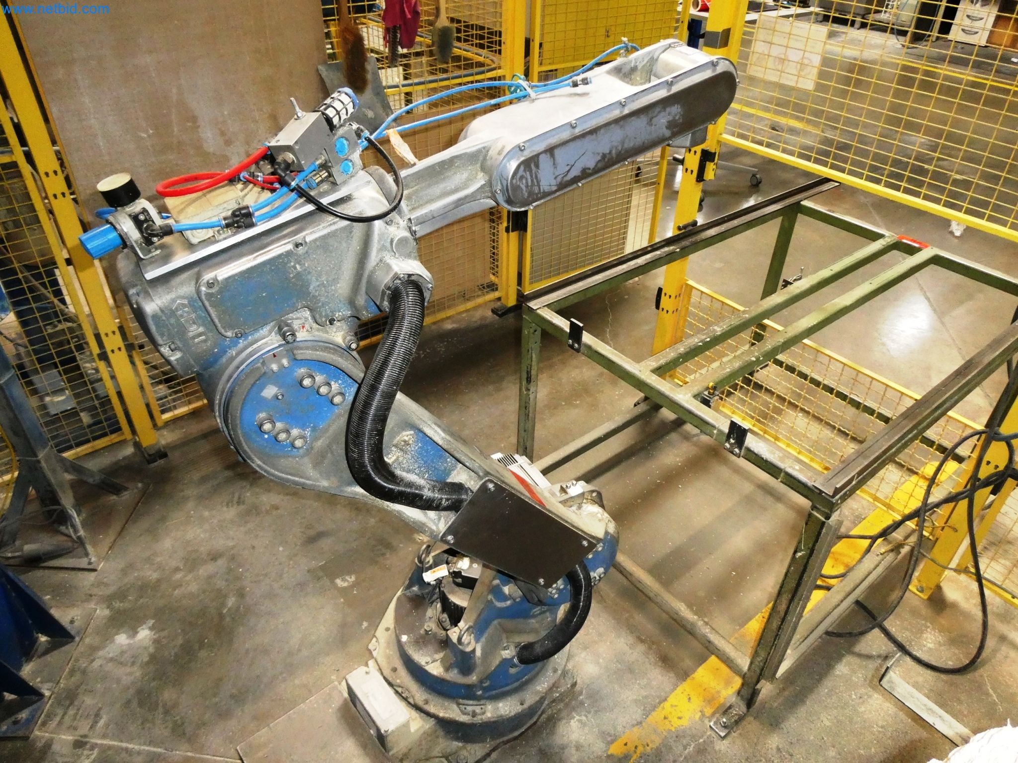 Maszyny z sektora technologii powierzchni-2