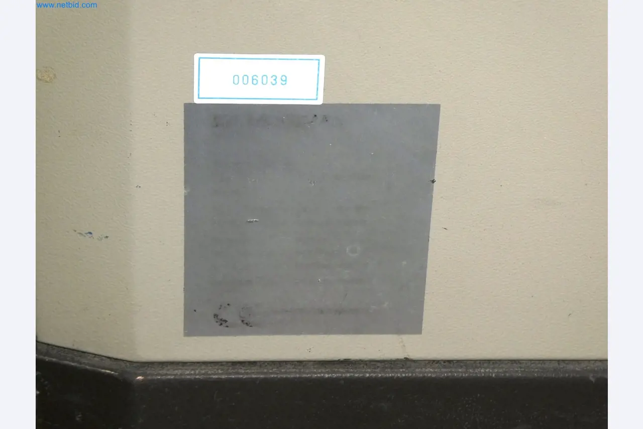 Maszyny z sektora technologii powierzchni-8