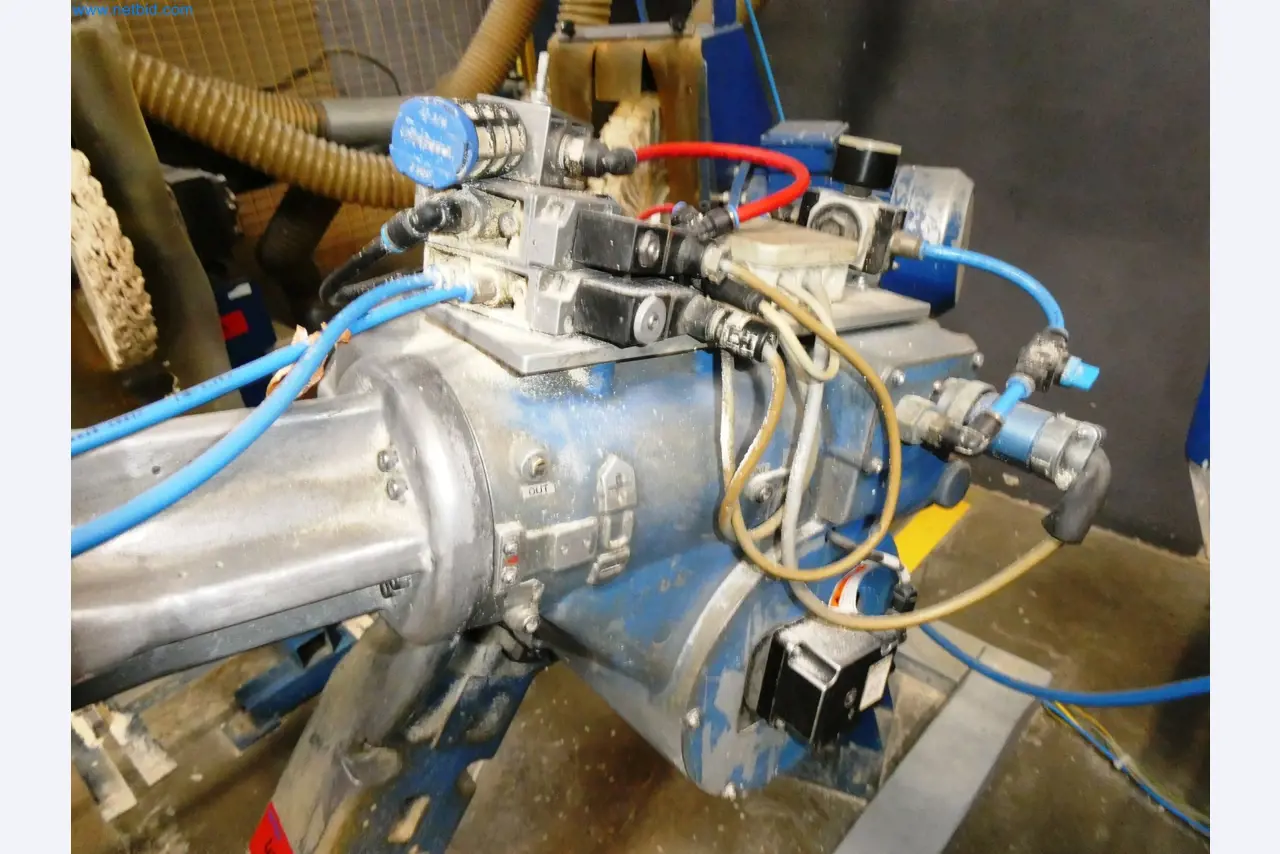 Maszyny z sektora technologii powierzchni-9