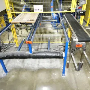 Load carrier table