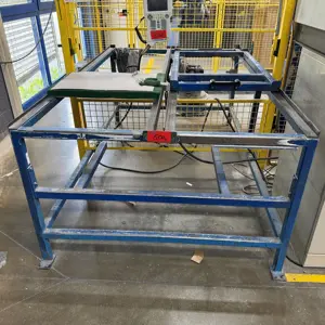 Load carrier table