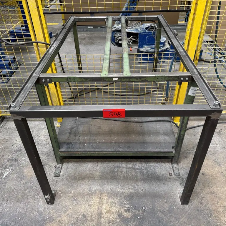 Load carrier table