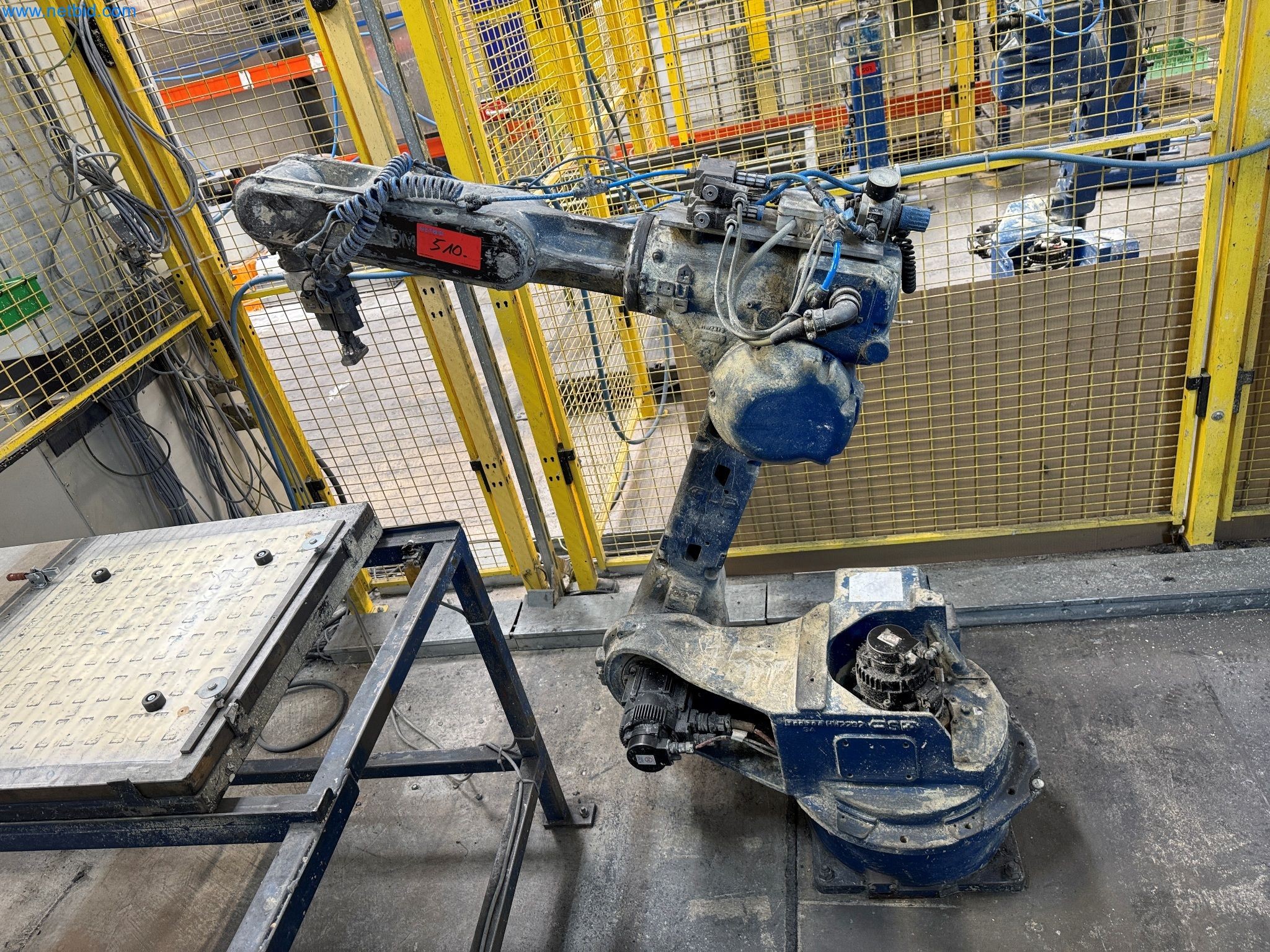 Maszyny z sektora technologii powierzchni-1