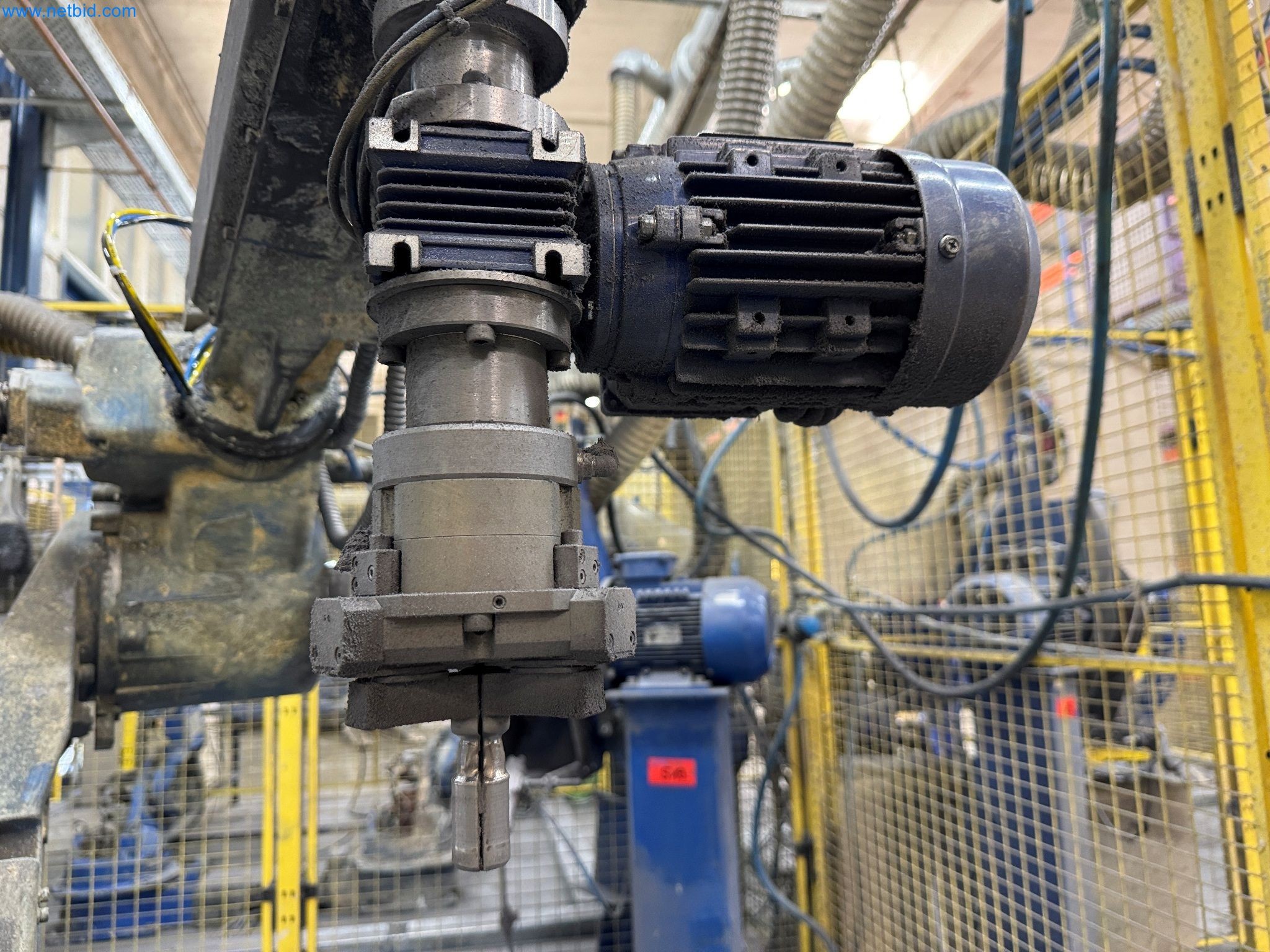 Maszyny z sektora technologii powierzchni-4