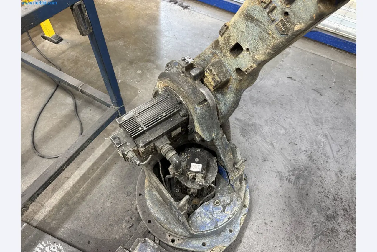 Maszyny z sektora technologii powierzchni-8