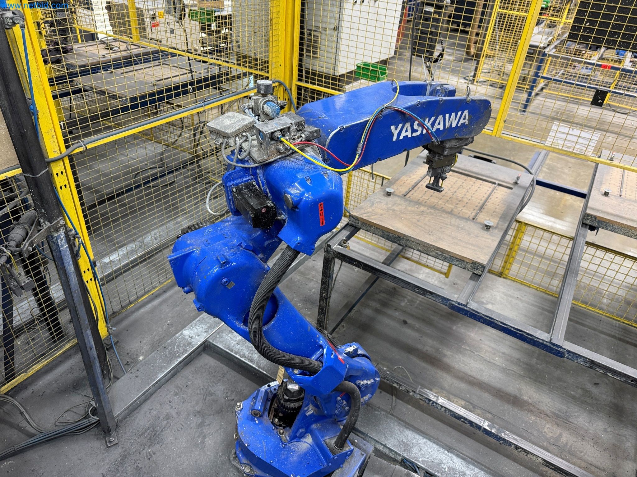 Maszyny z sektora technologii powierzchni-9