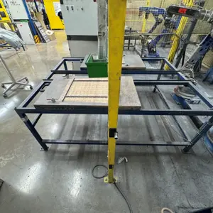 Load carrier table