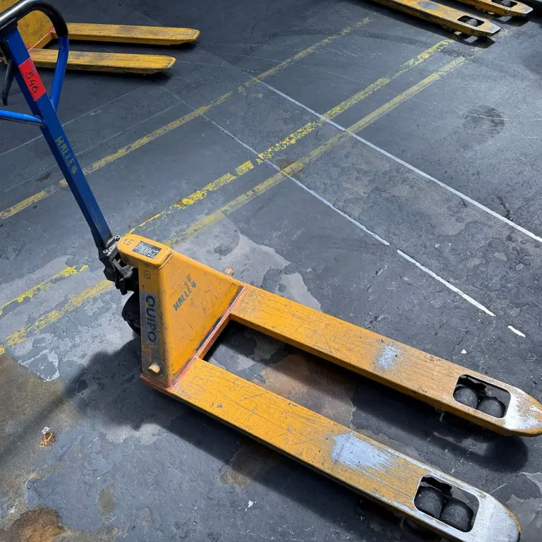 Pallet truck Quipo