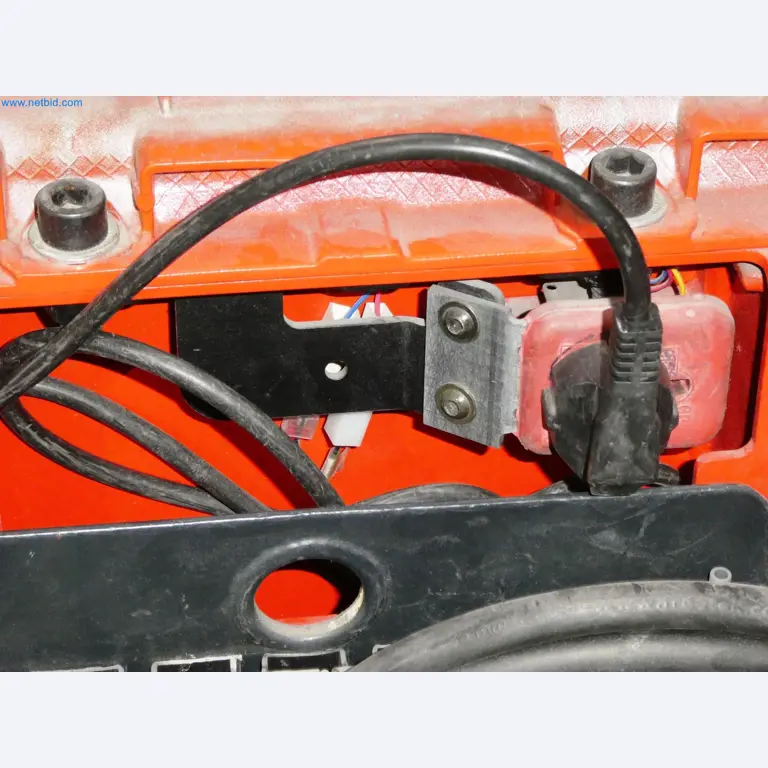 Maszyny z sektora technologii powierzchni-10