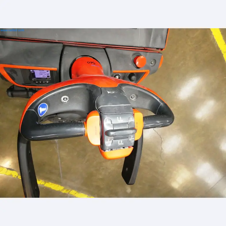 Maszyny z sektora technologii powierzchni-11