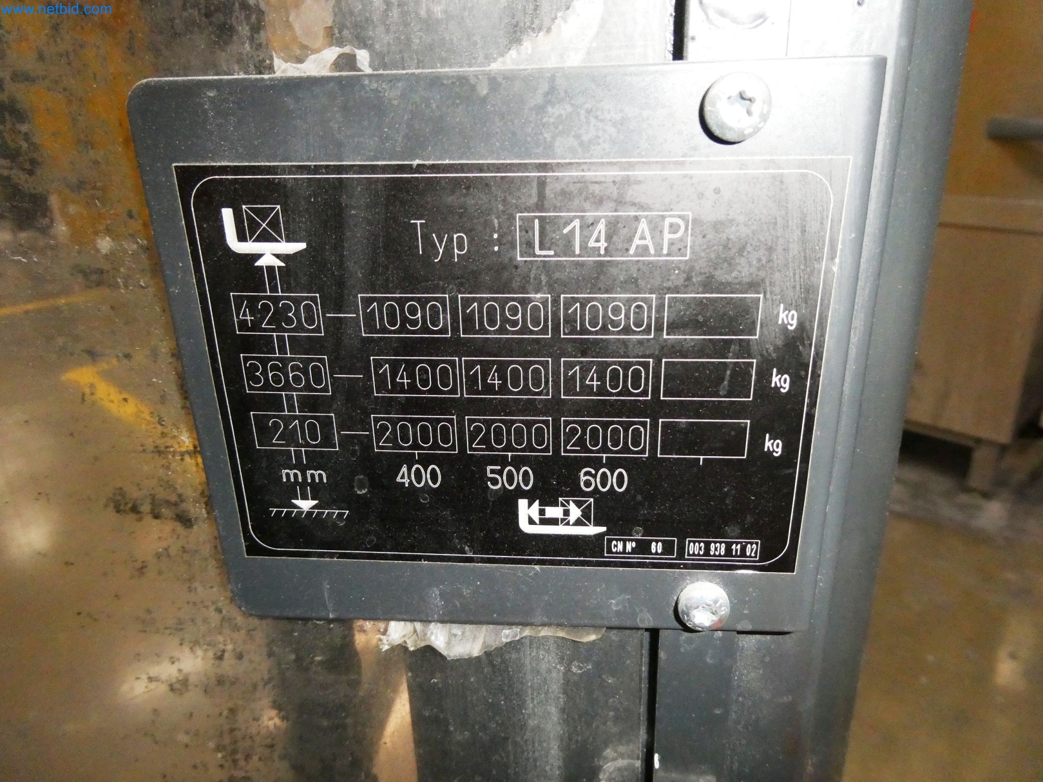 Maszyny z sektora technologii powierzchni-6