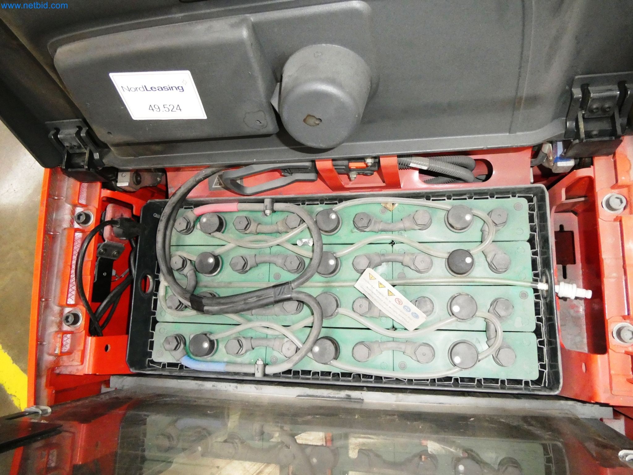 Maszyny z sektora technologii powierzchni-8