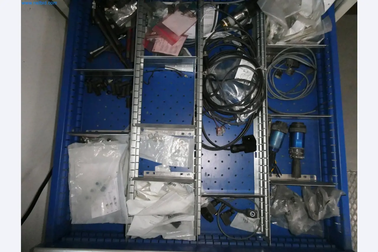 Maszyny z sektora technologii powierzchni-28