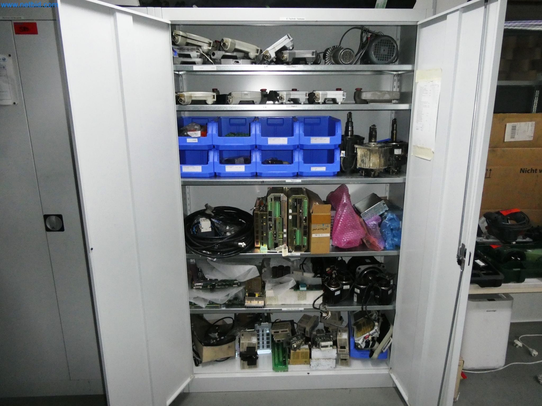 Maszyny z sektora technologii powierzchni-6