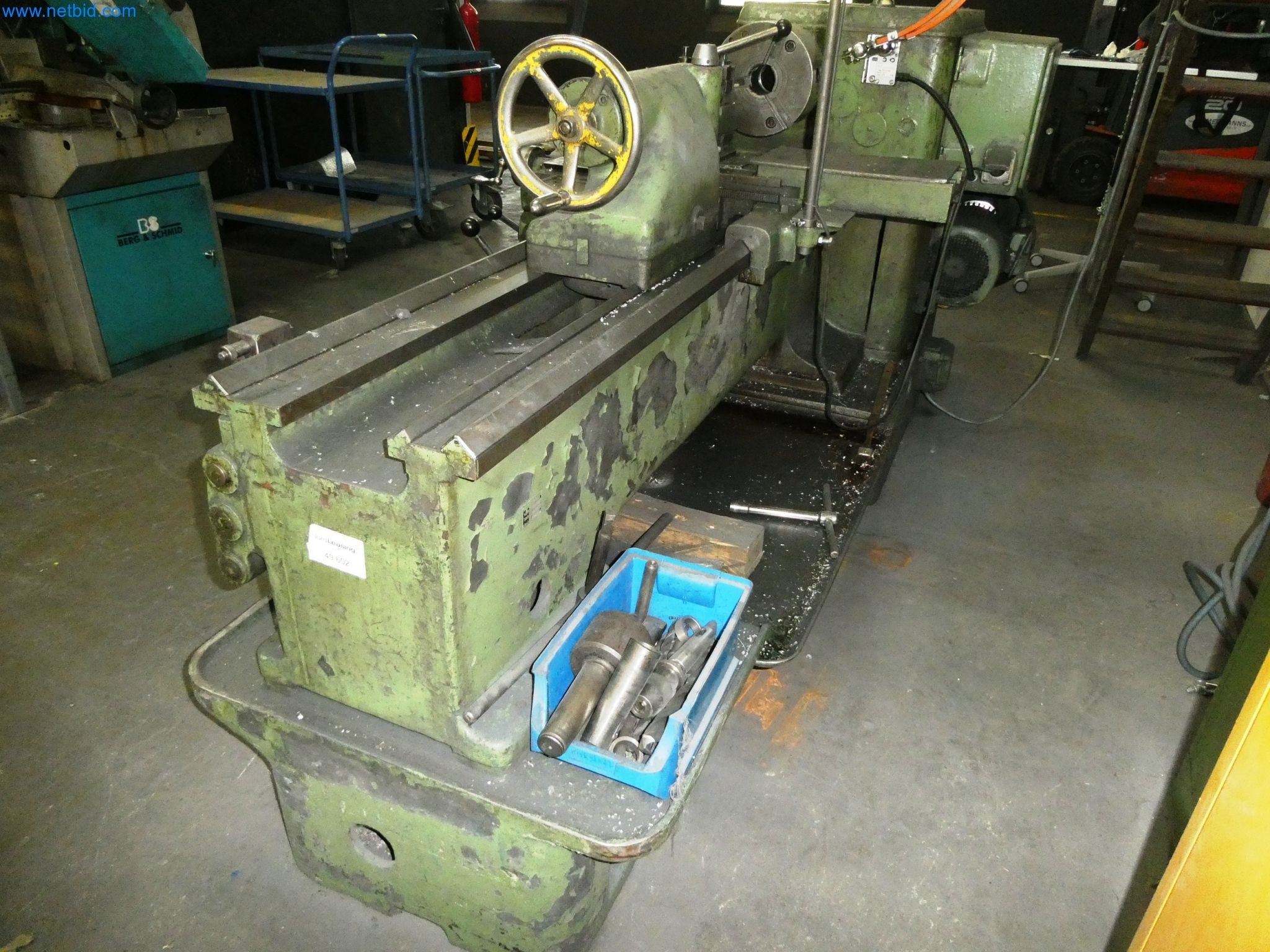 Maszyny z sektora technologii powierzchni-6