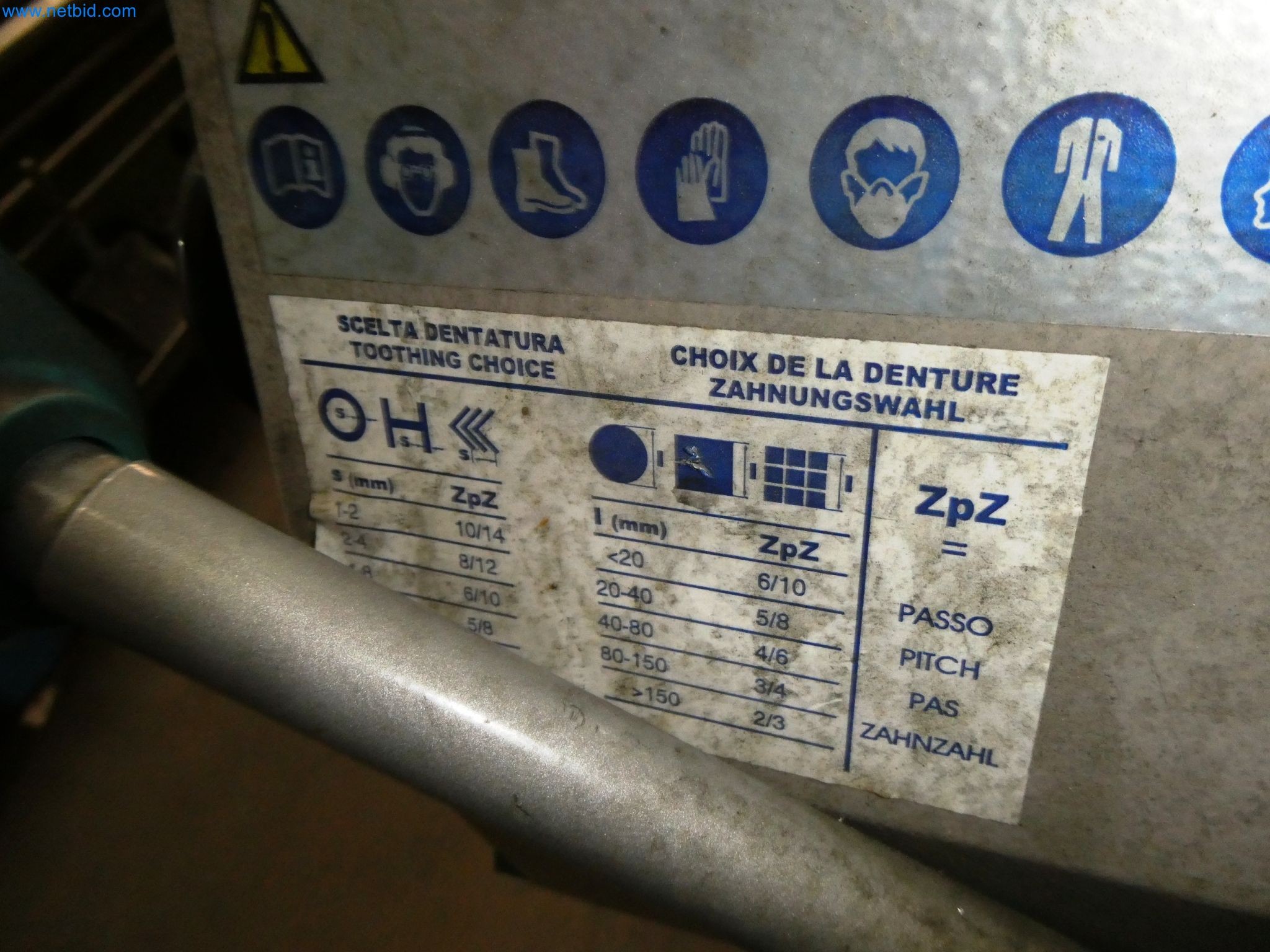 Maszyny z sektora technologii powierzchni-3