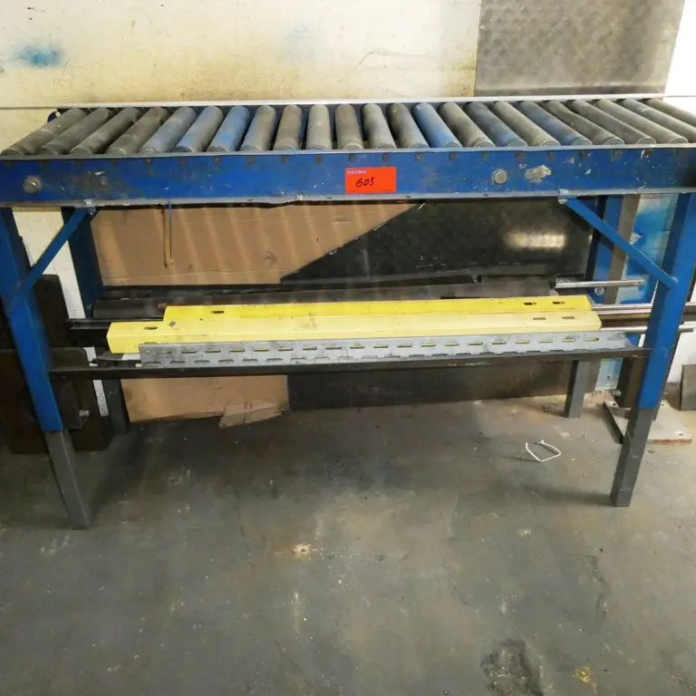 2 Roller conveyors