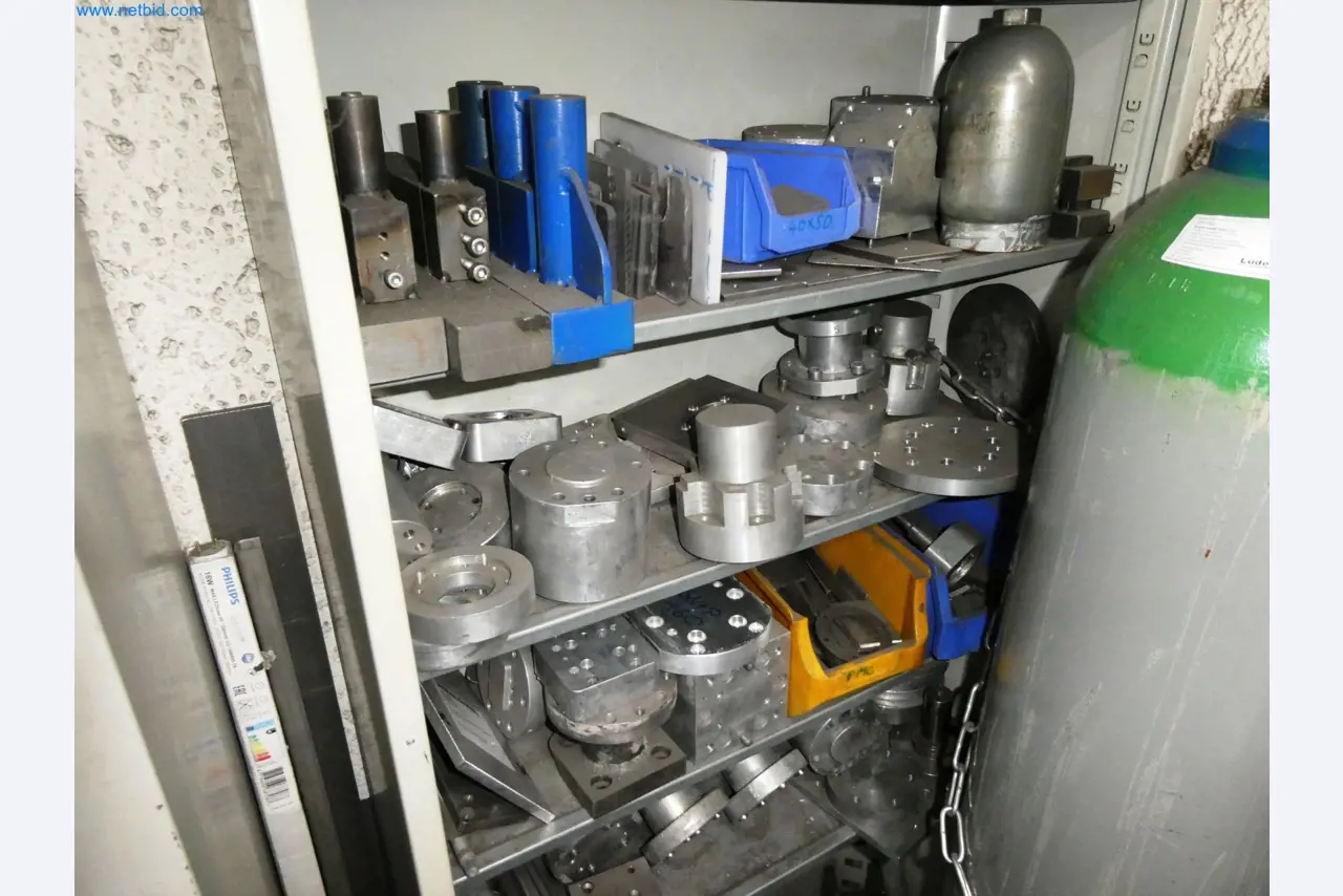 Maszyny z sektora technologii powierzchni-27