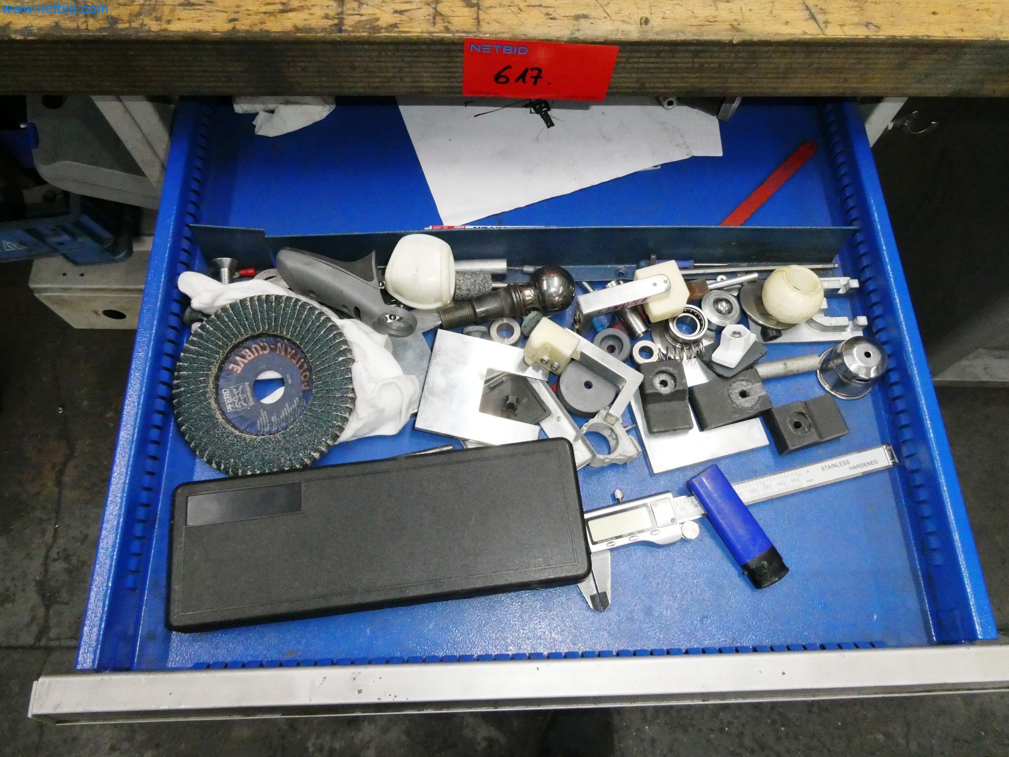 Maszyny z sektora technologii powierzchni-28