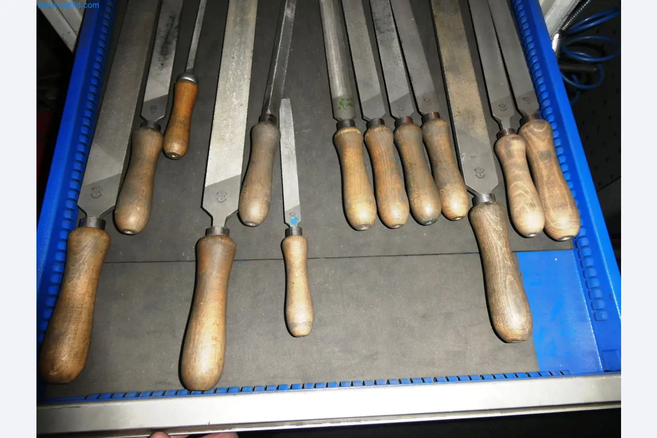 Maszyny z sektora technologii powierzchni-34