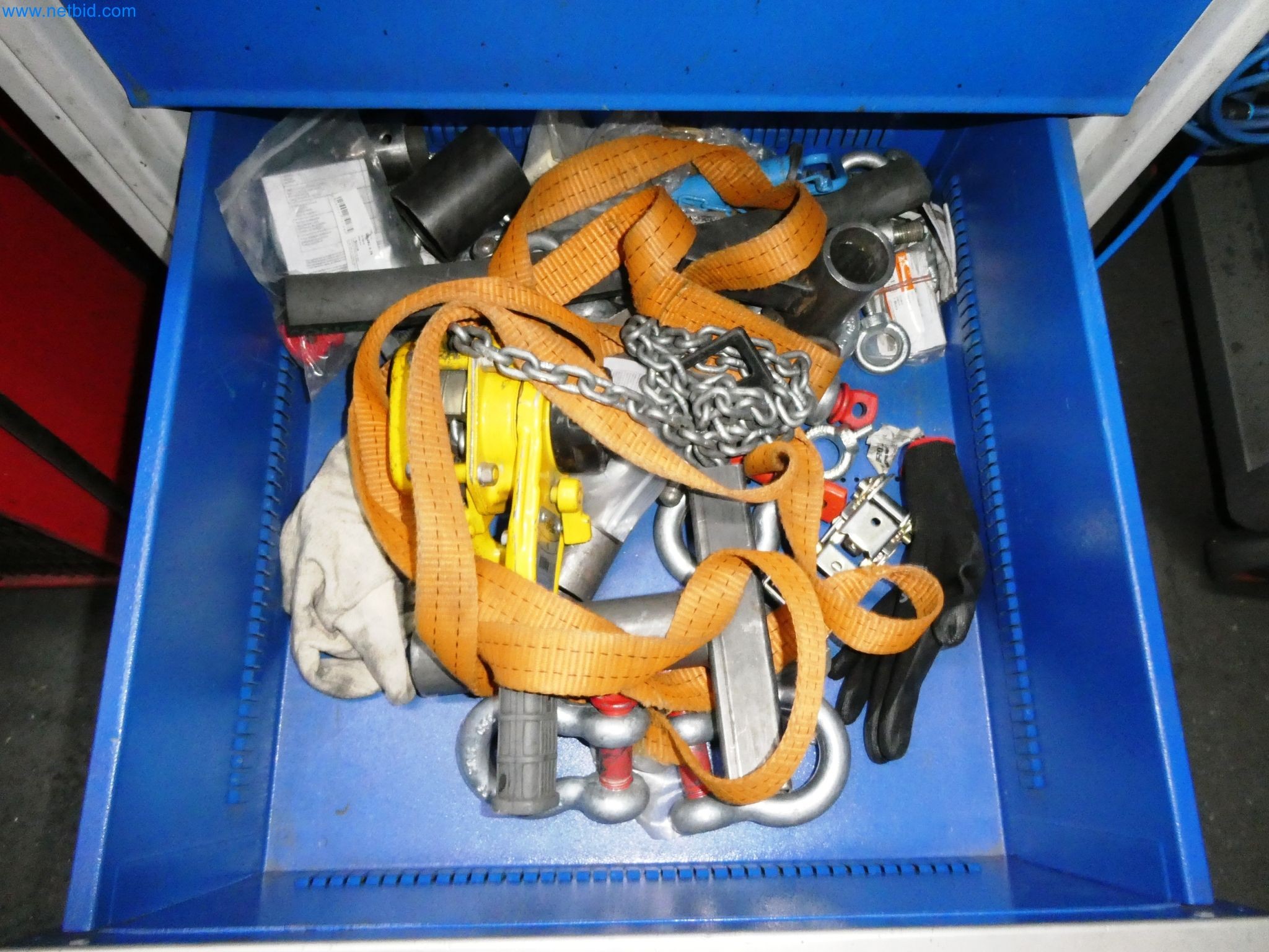 Maszyny z sektora technologii powierzchni-37