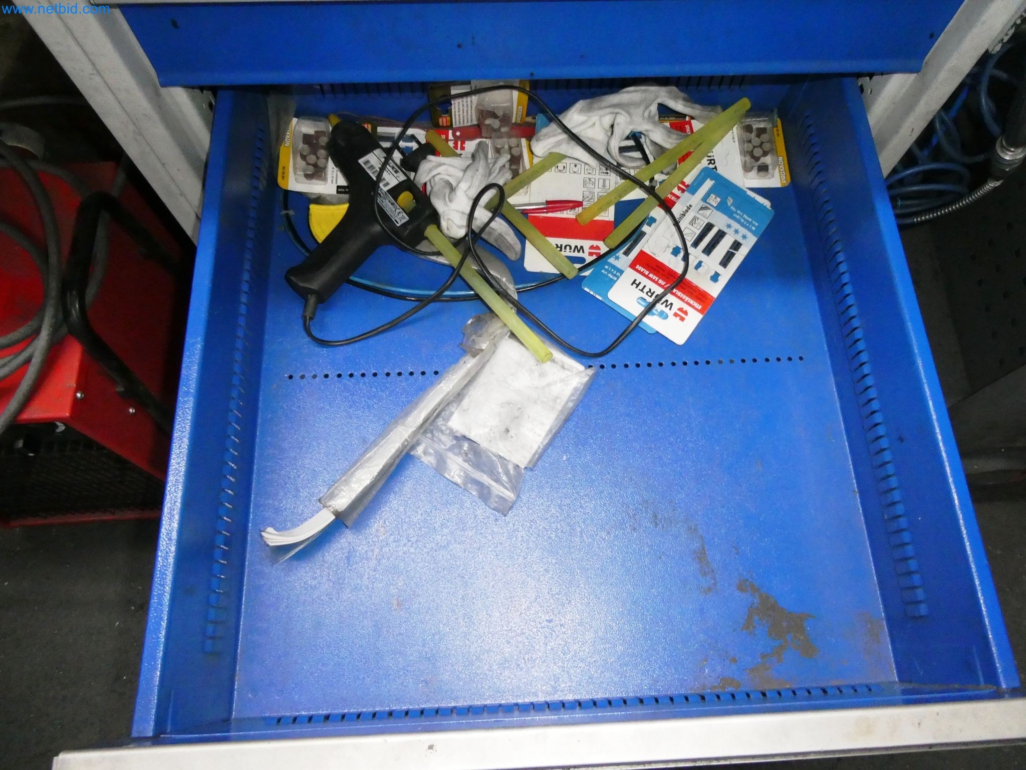 Maszyny z sektora technologii powierzchni-38