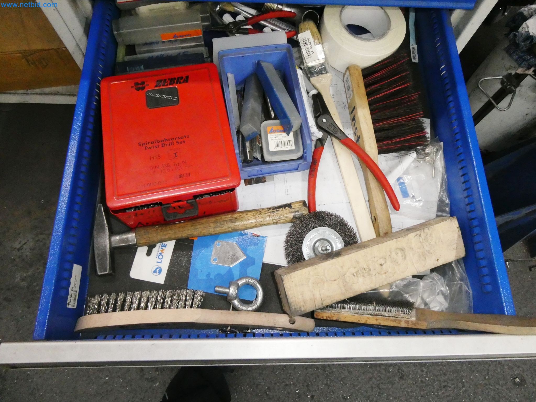 Maszyny z sektora technologii powierzchni-42