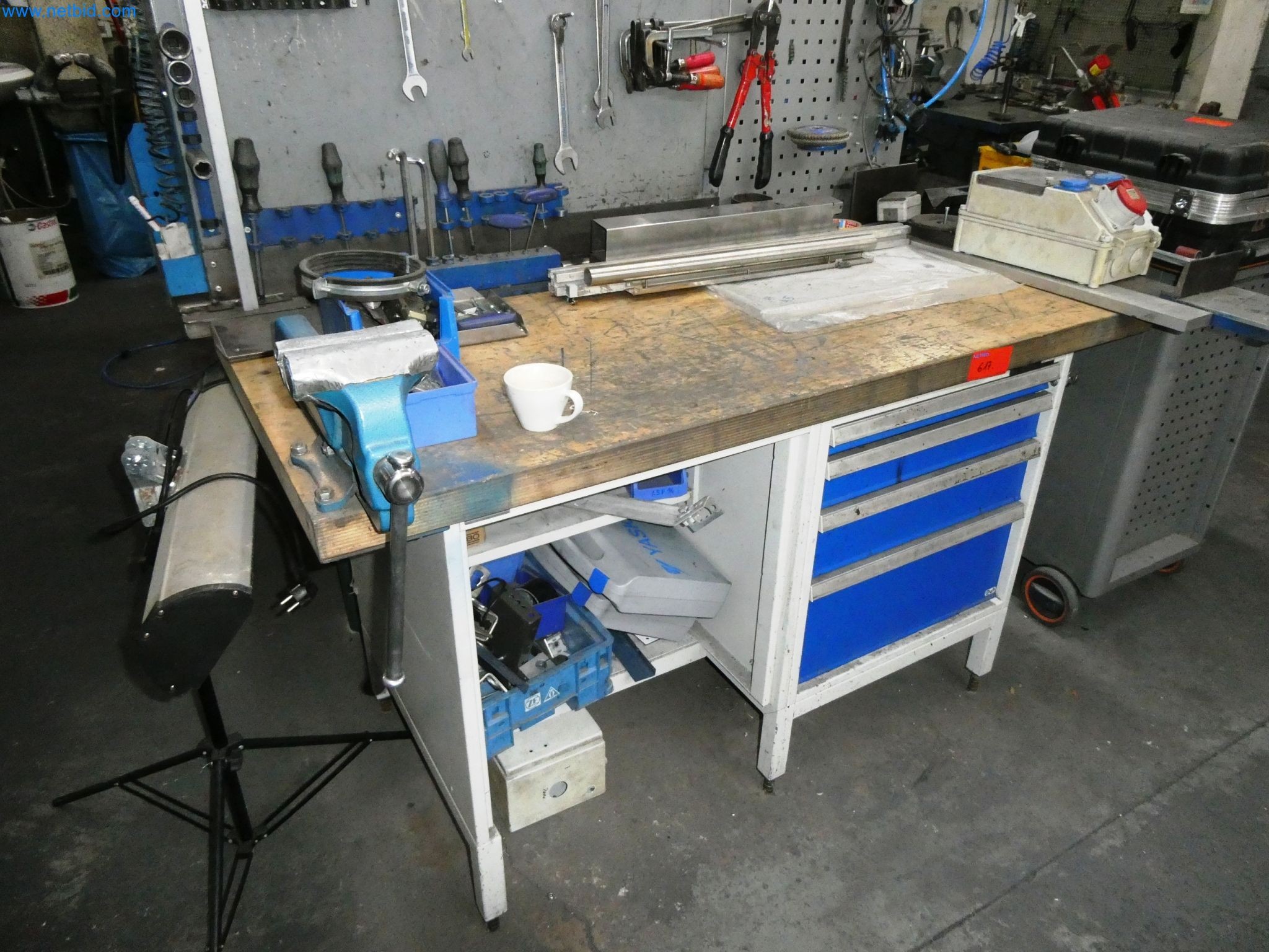 Maszyny z sektora technologii powierzchni-7