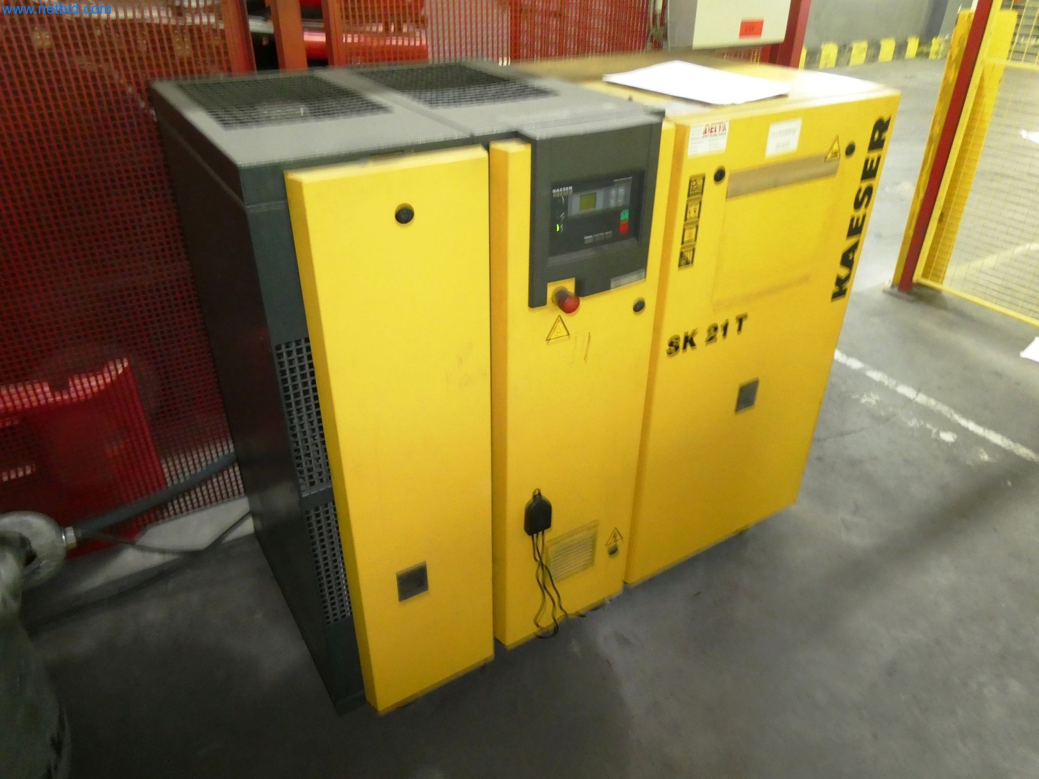 Maszyny z sektora technologii powierzchni-3