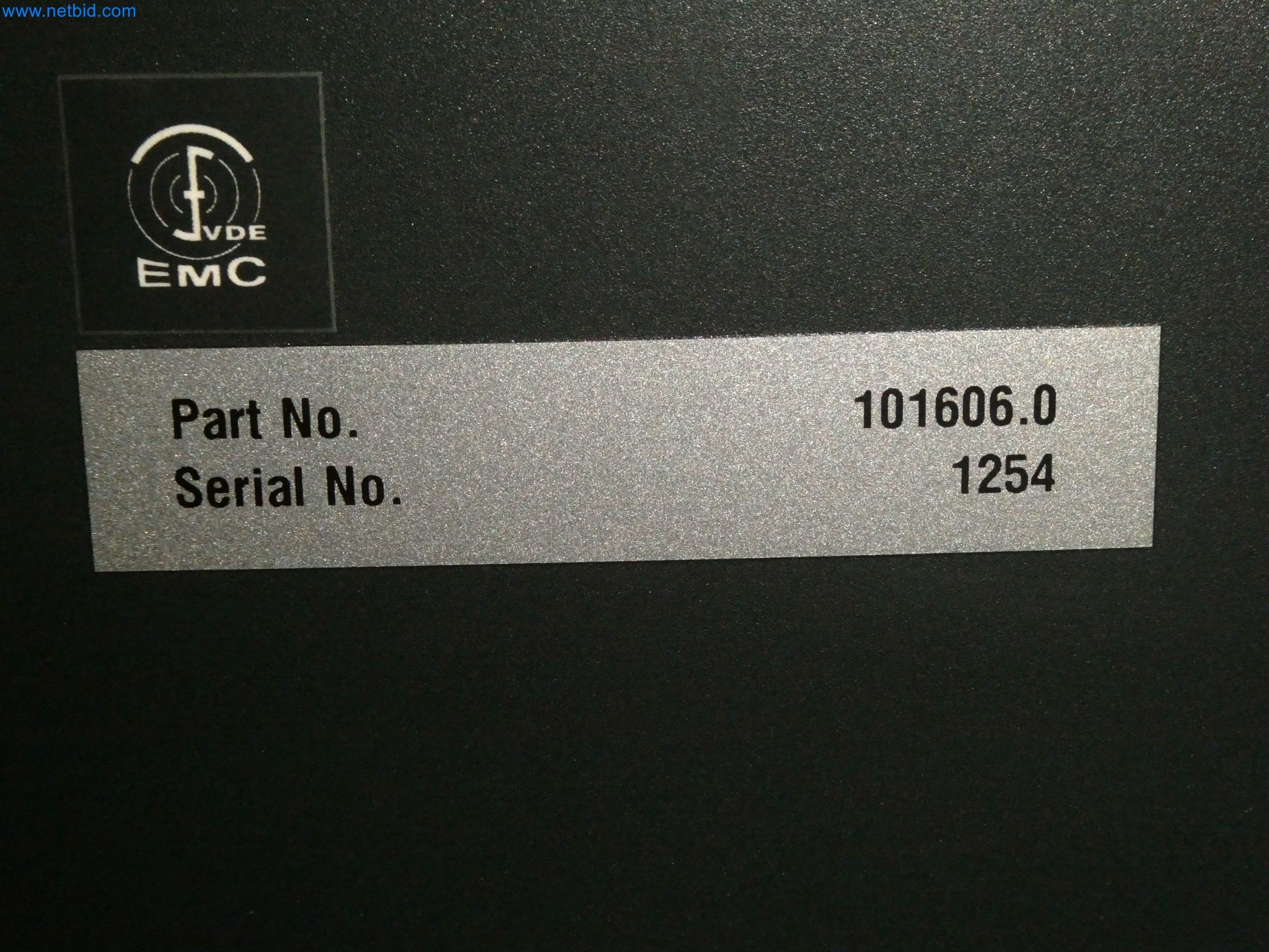 Maszyny z sektora technologii powierzchni-3