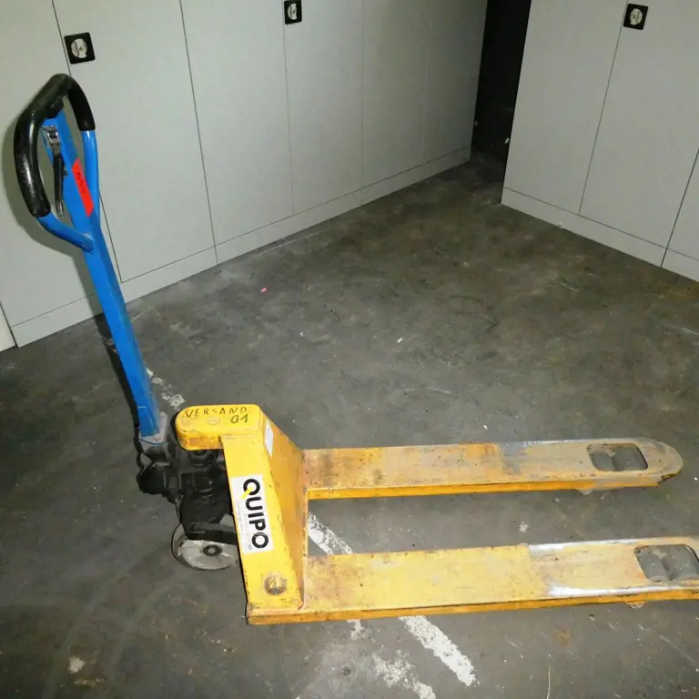 Pallet truck Quipo