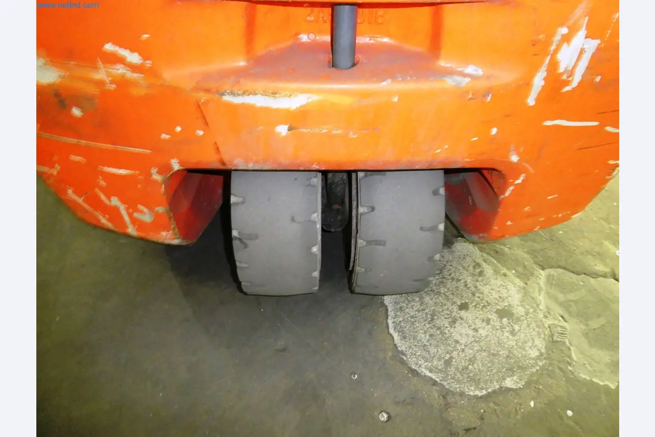 Maszyny z sektora technologii powierzchni-13