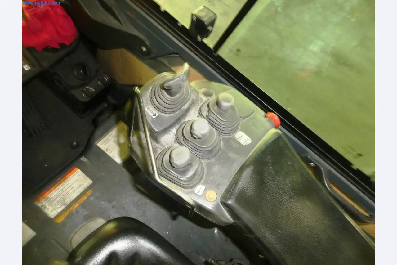 Maszyny z sektora technologii powierzchni-15