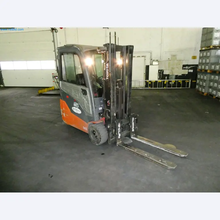 Maszyny z sektora technologii powierzchni-1