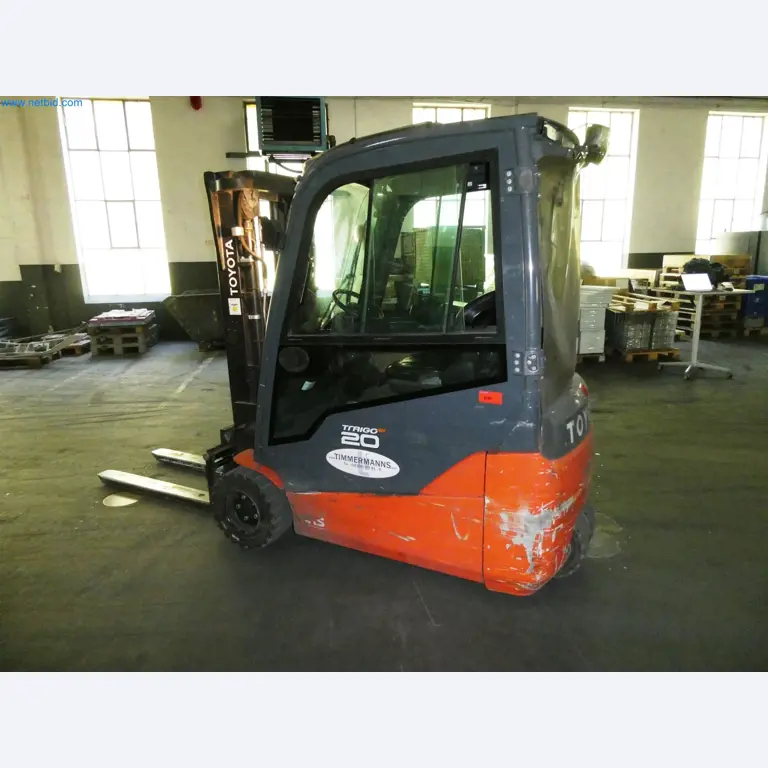 Maszyny z sektora technologii powierzchni-3