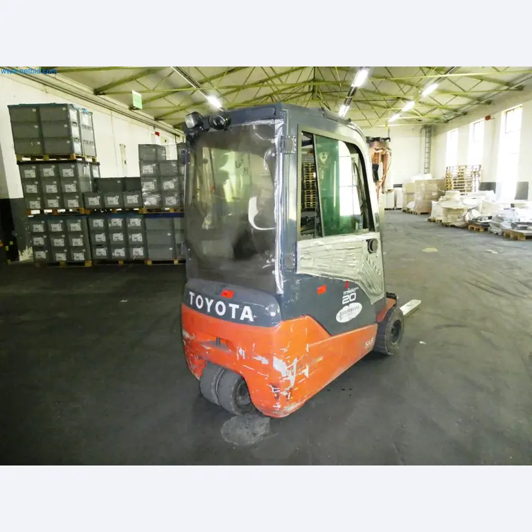 Maszyny z sektora technologii powierzchni-4