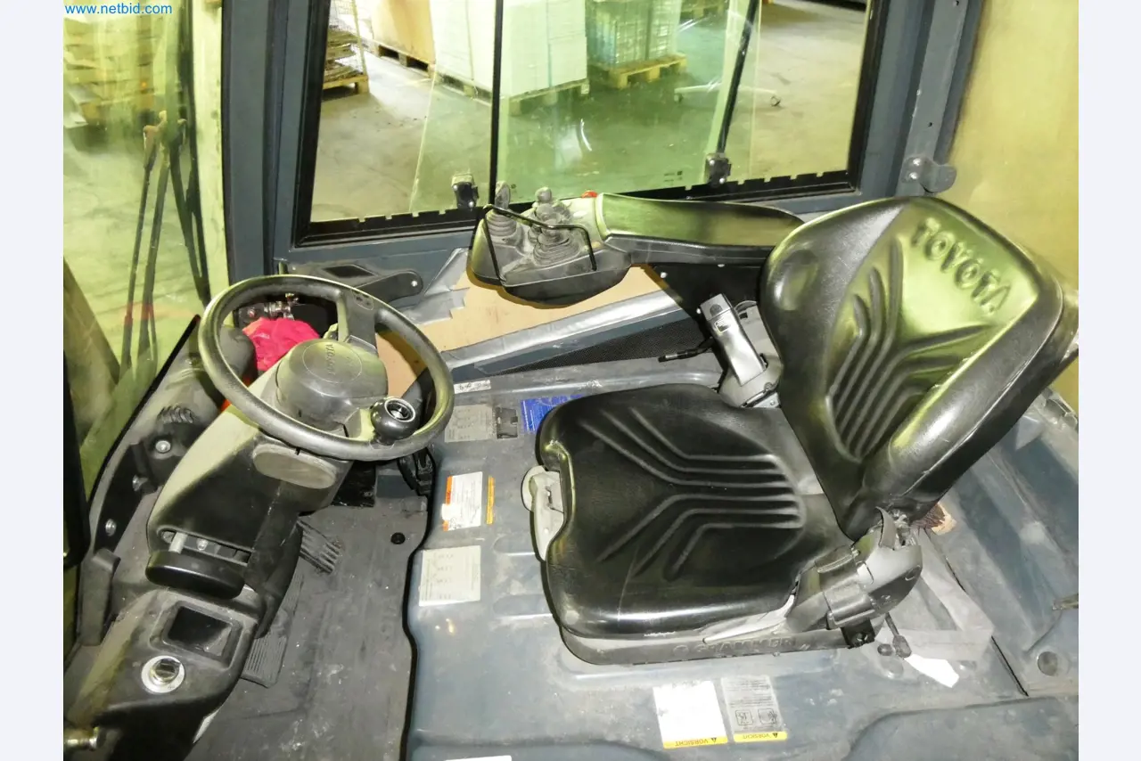 Maszyny z sektora technologii powierzchni-6