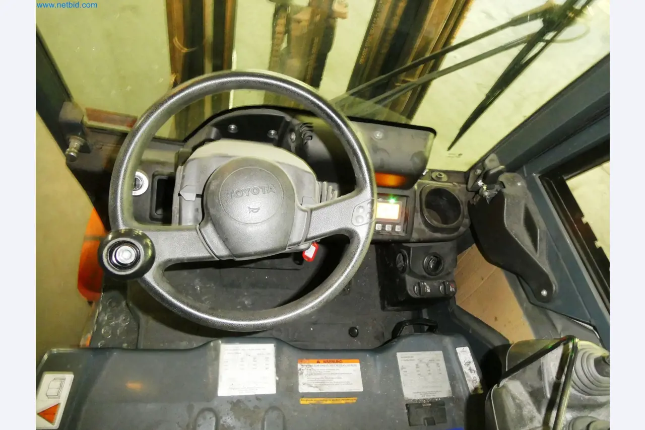 Maszyny z sektora technologii powierzchni-8