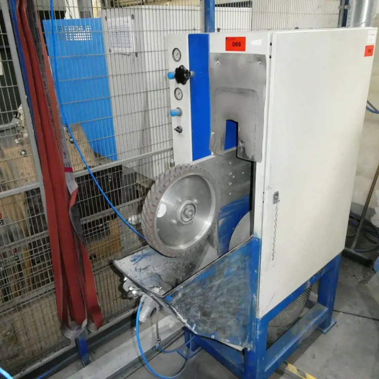 Belt sander