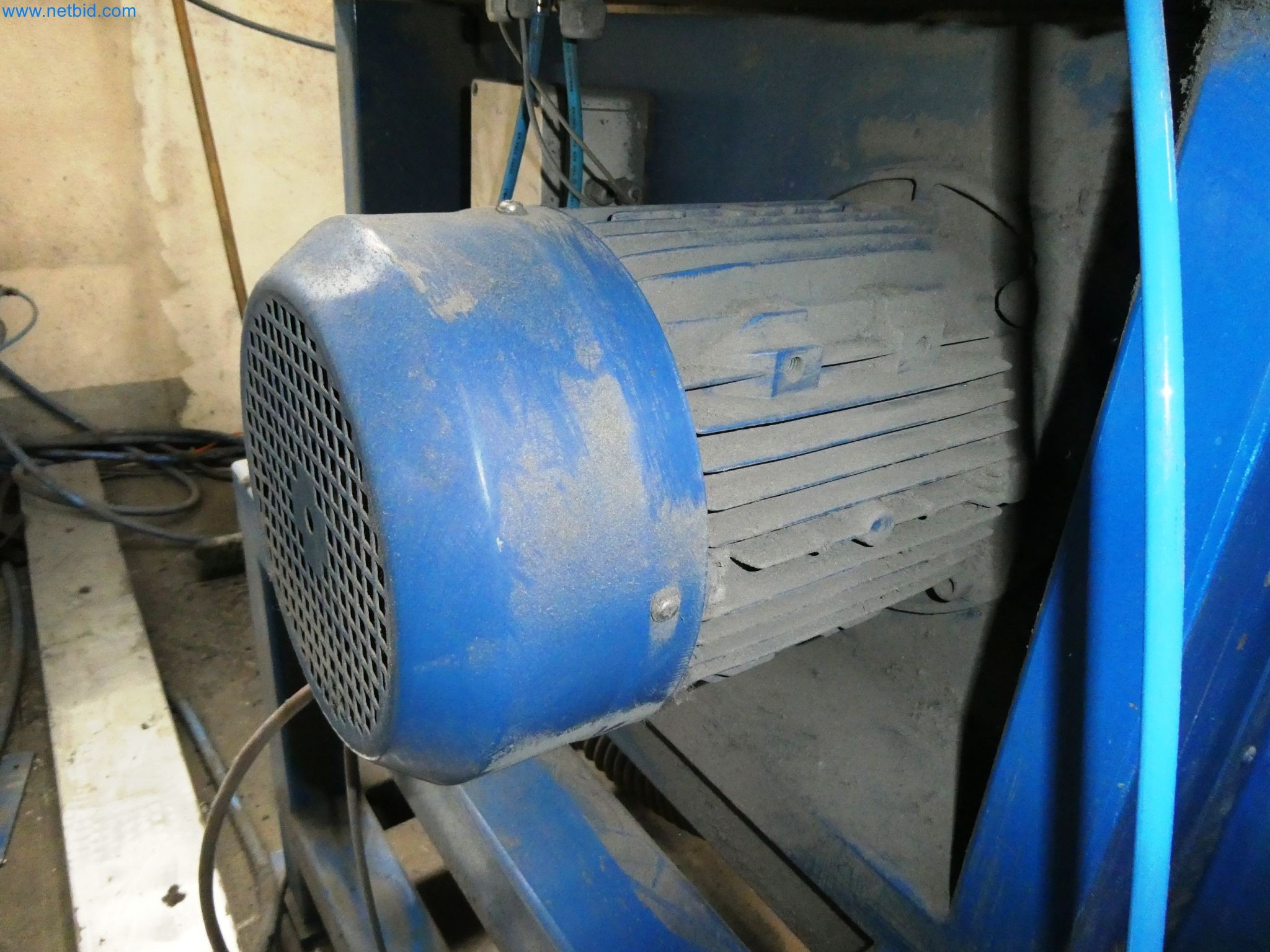 Maszyny z sektora technologii powierzchni-3