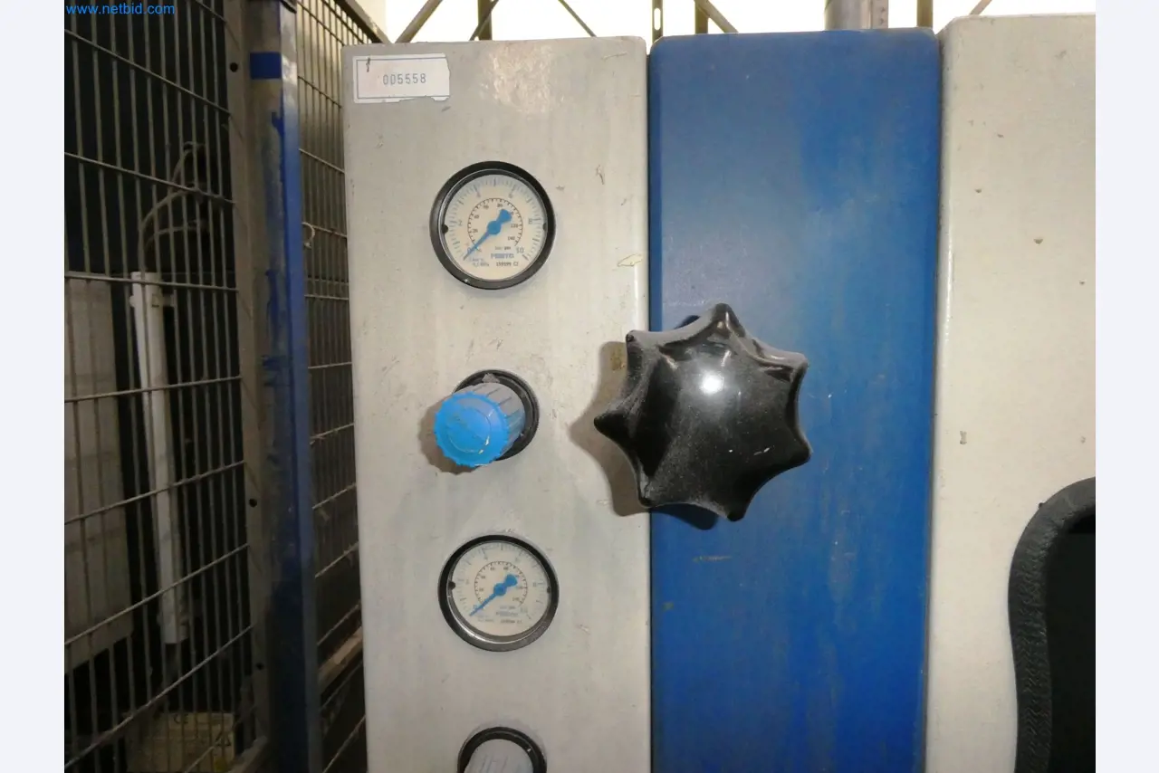 Maszyny z sektora technologii powierzchni-2