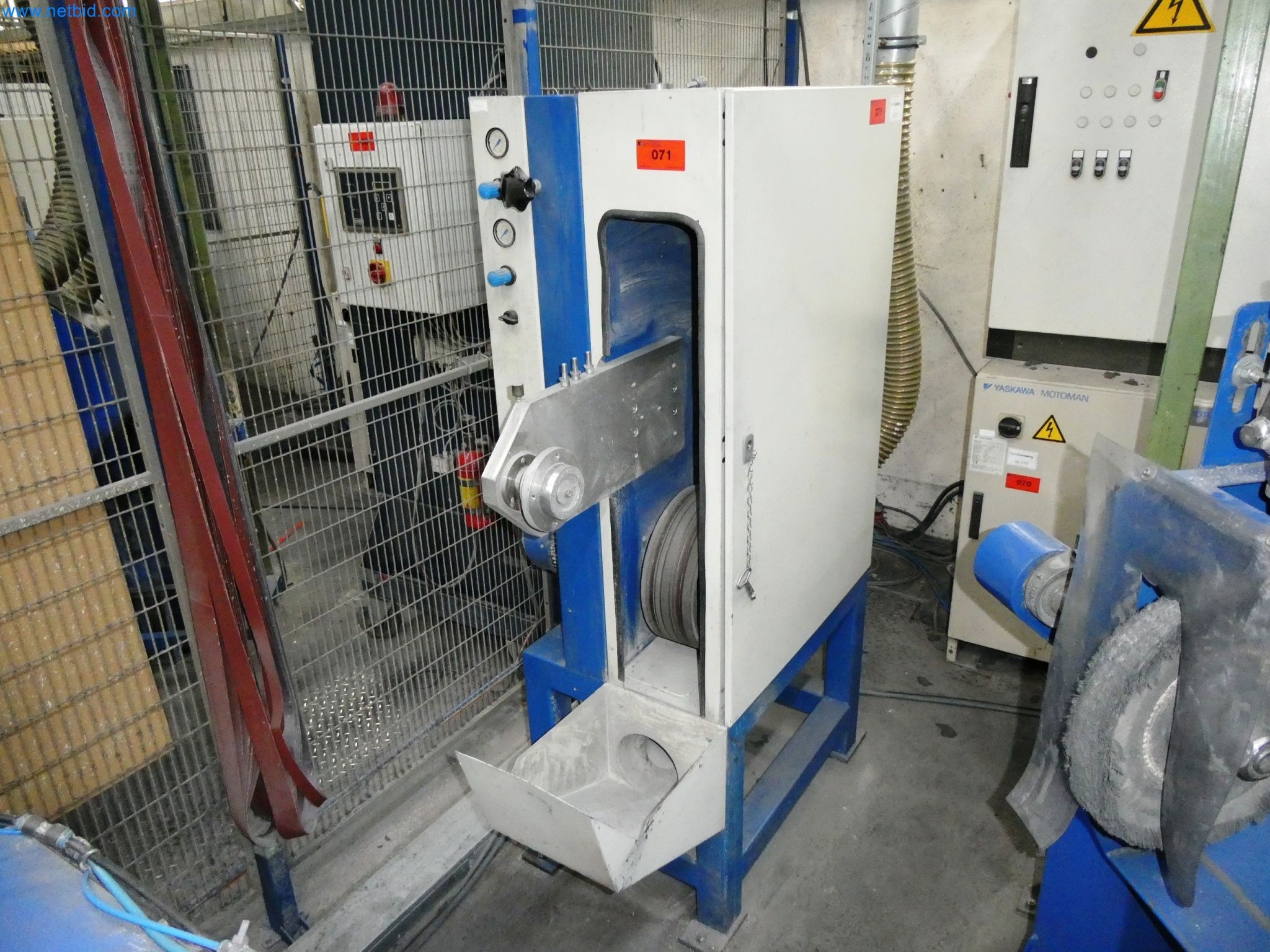 Maszyny z sektora technologii powierzchni-1