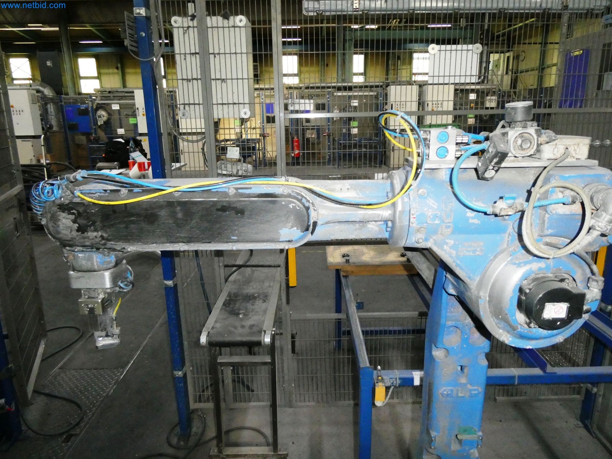 Maszyny z sektora technologii powierzchni-6