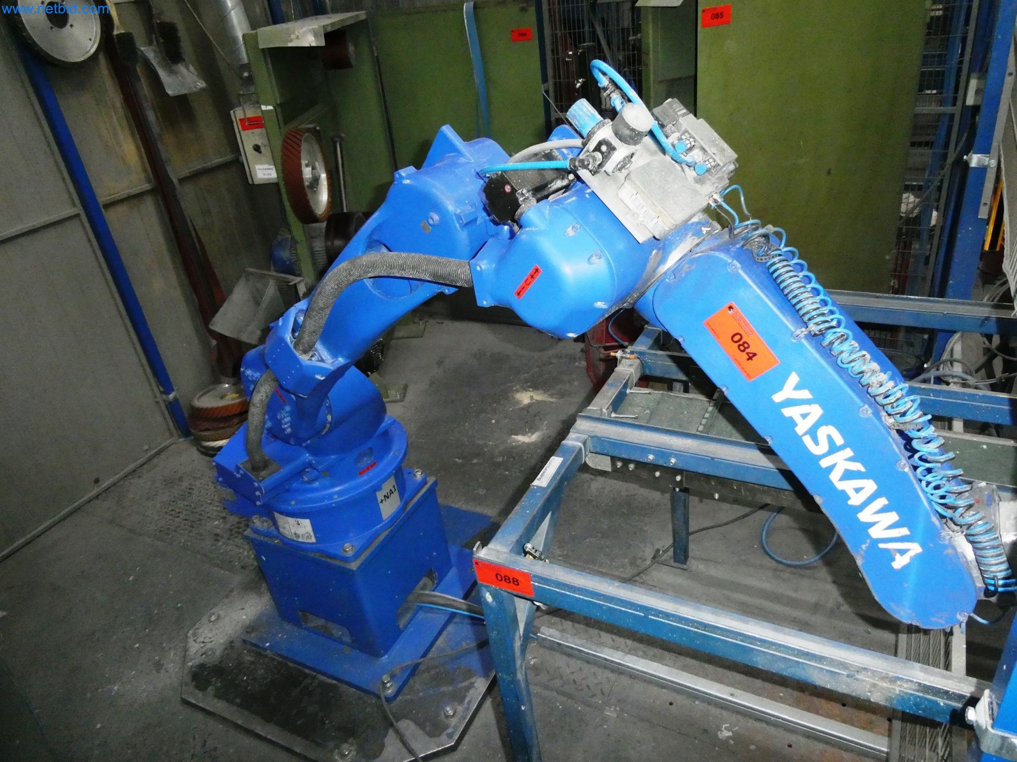 Maszyny z sektora technologii powierzchni-3