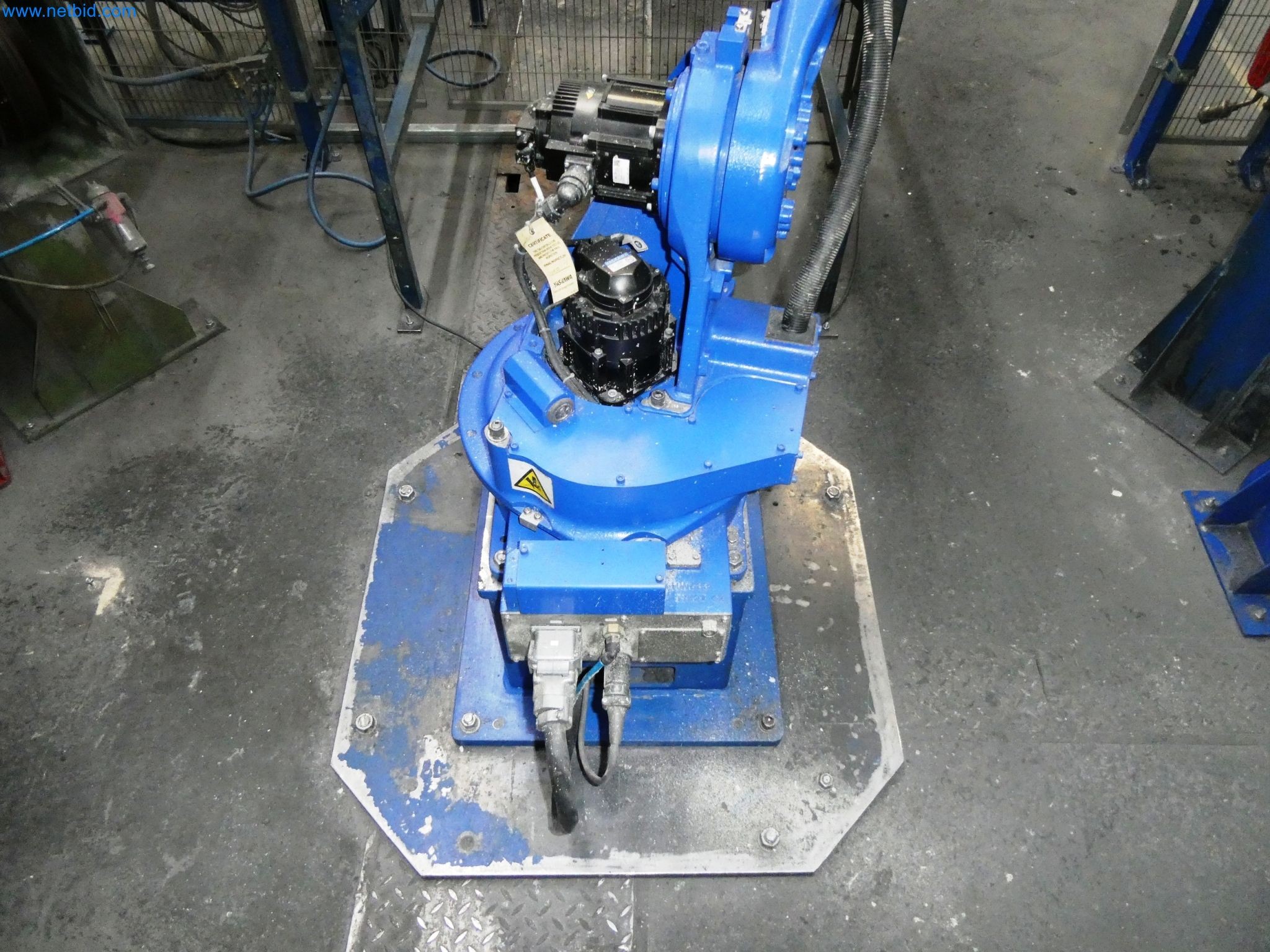 Maszyny z sektora technologii powierzchni-5