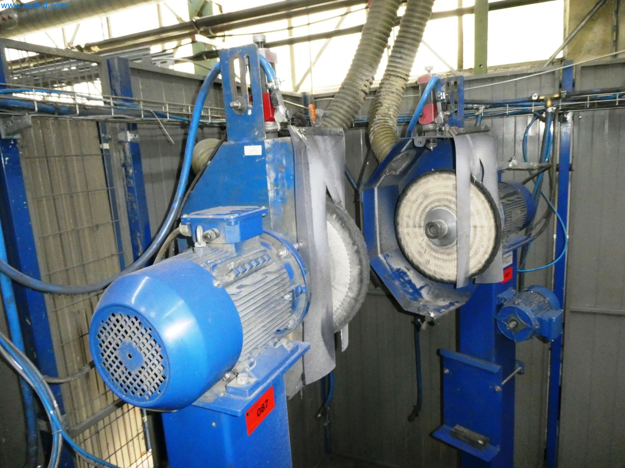 Maszyny z sektora technologii powierzchni-9