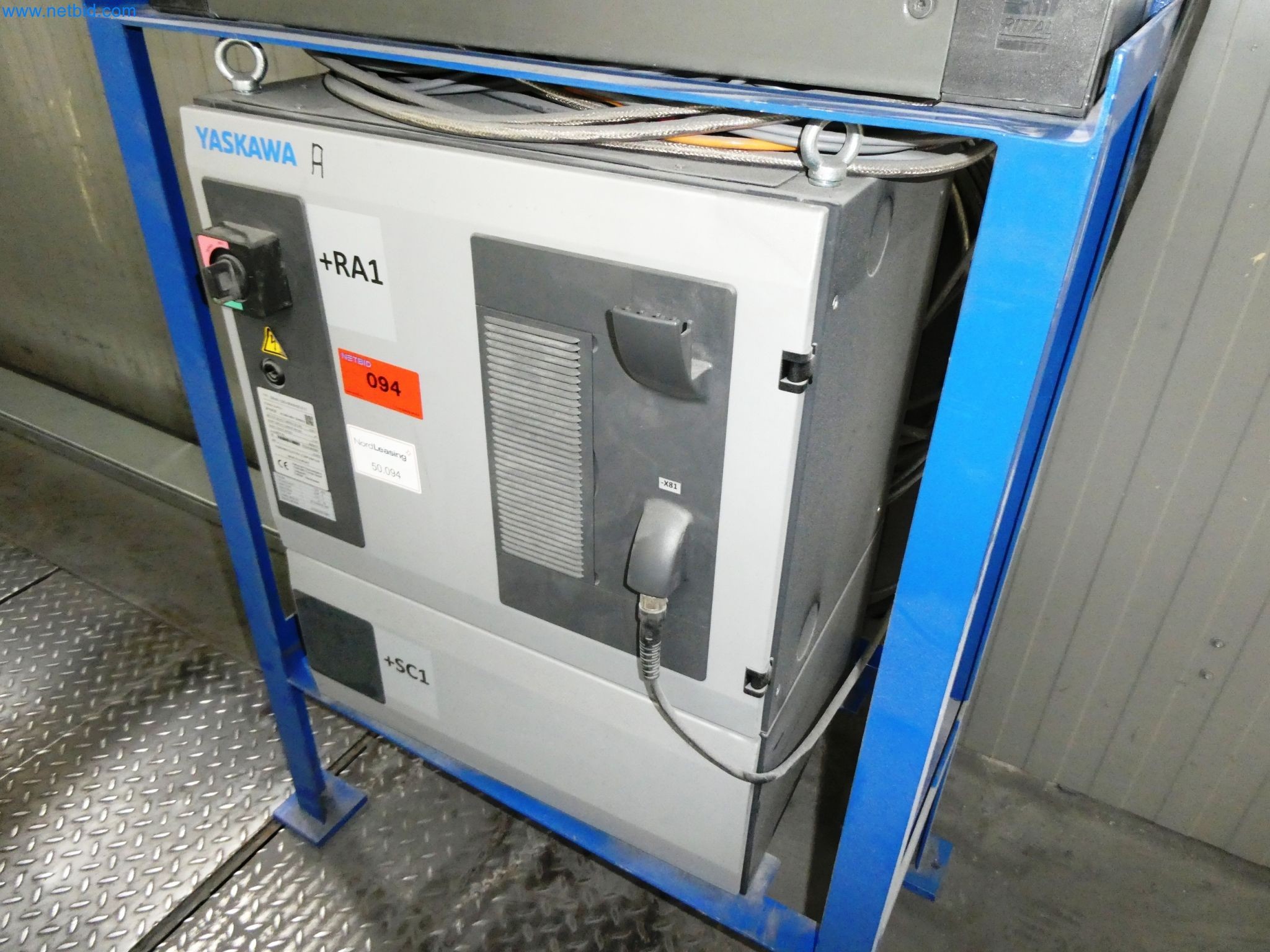 Maszyny z sektora technologii powierzchni-3