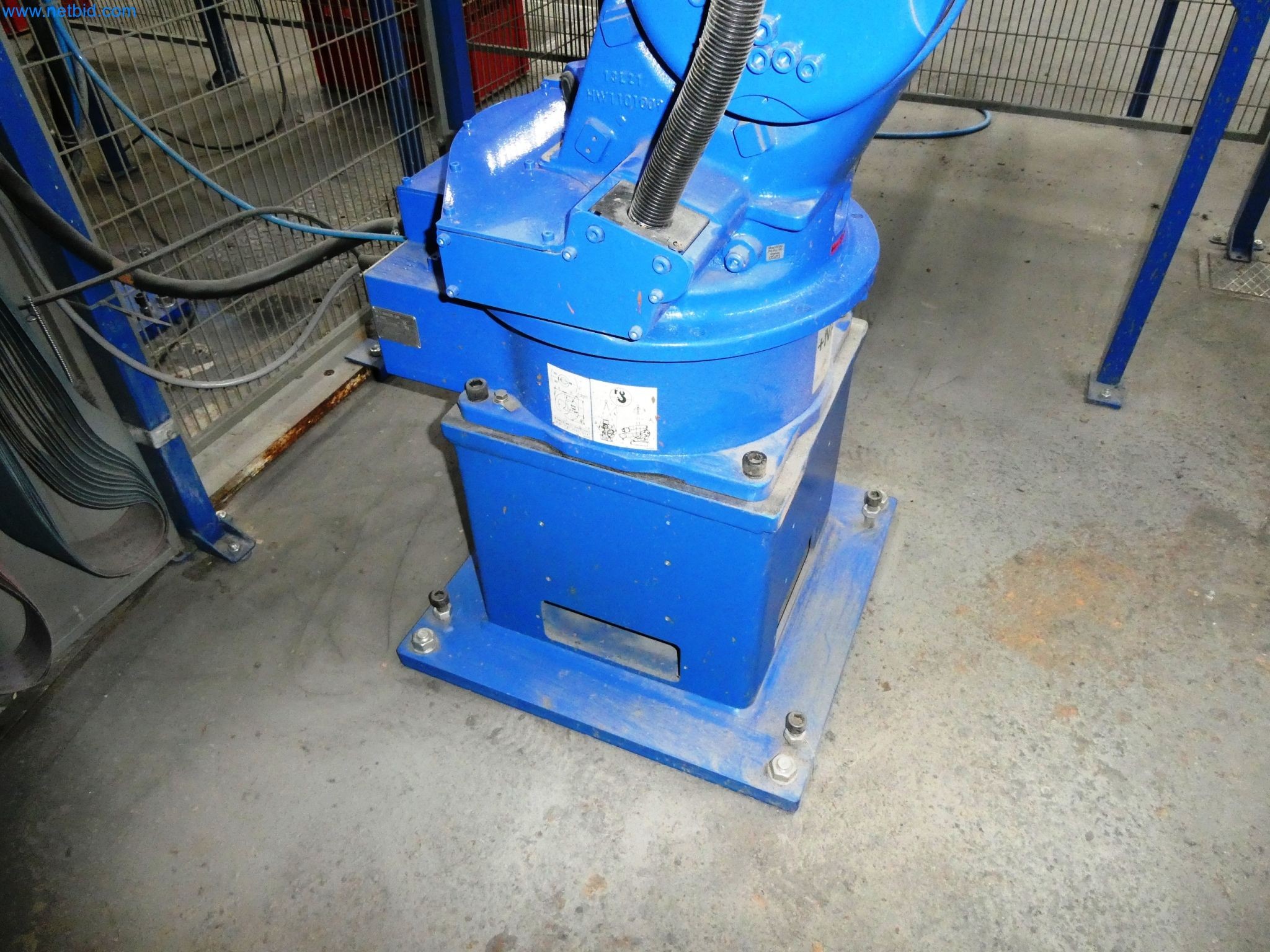 Maszyny z sektora technologii powierzchni-3