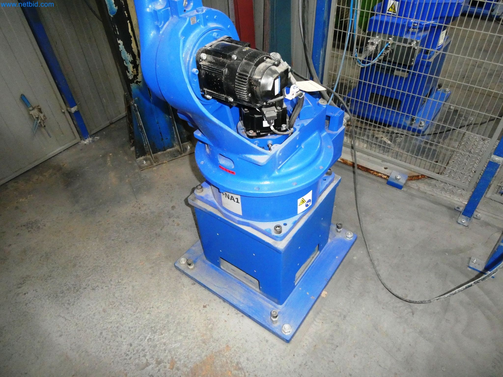 Maszyny z sektora technologii powierzchni-4