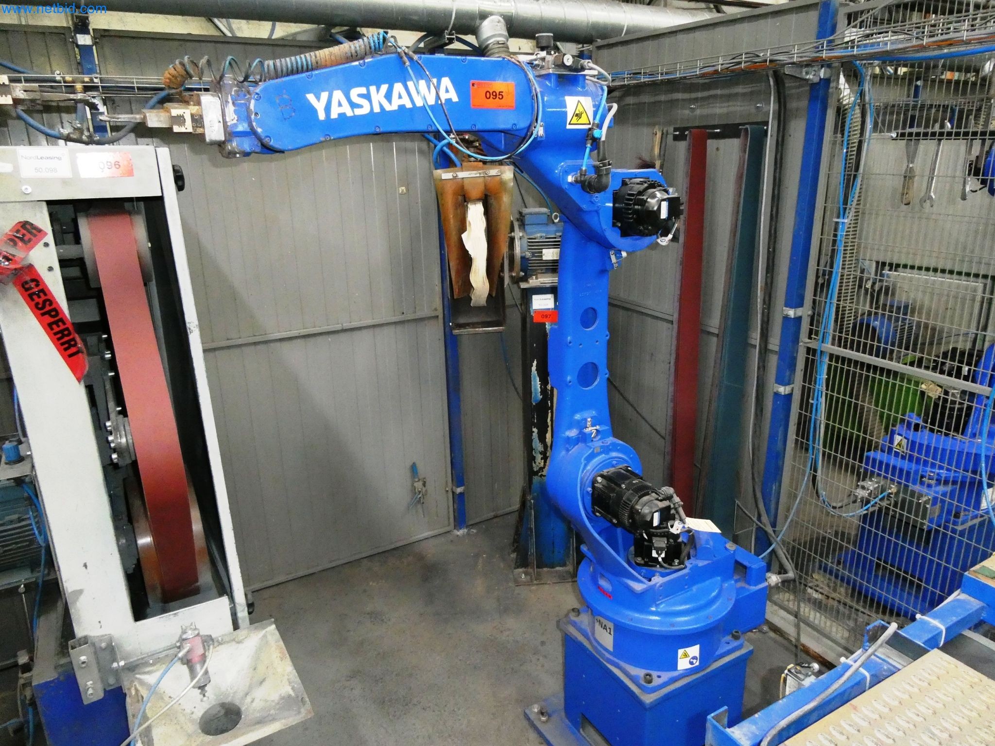 Maszyny z sektora technologii powierzchni-1